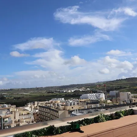 Solea - 2br Penthouse With Rooftop Jacuzzi & Bbq *