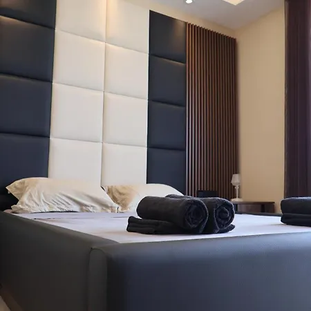 Solea - 2br Penthouse With Rooftop Jacuzzi & Bbq * 세인트폴스베이
