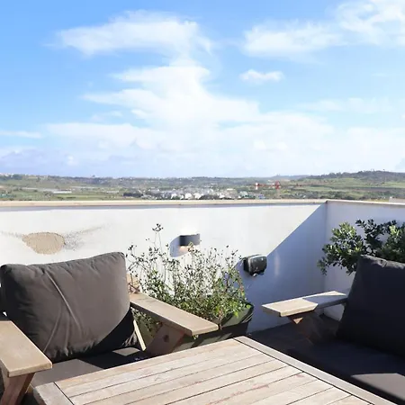 Solea - 2br Penthouse With Rooftop Jacuzzi & Bbq 아파트 *